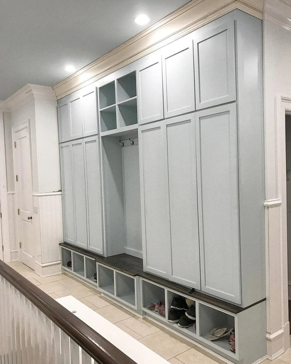 Connecticut Wall-Mounted Coat Rack with Shoe Bench – Custom Entryway & Mudroom Storage Solution - Image 3