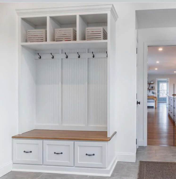 Georgia 3-Section Entryway Bench | Mudroom Hall Tree with Storage & Coat Hooks | Solid Wood Custom Furniture