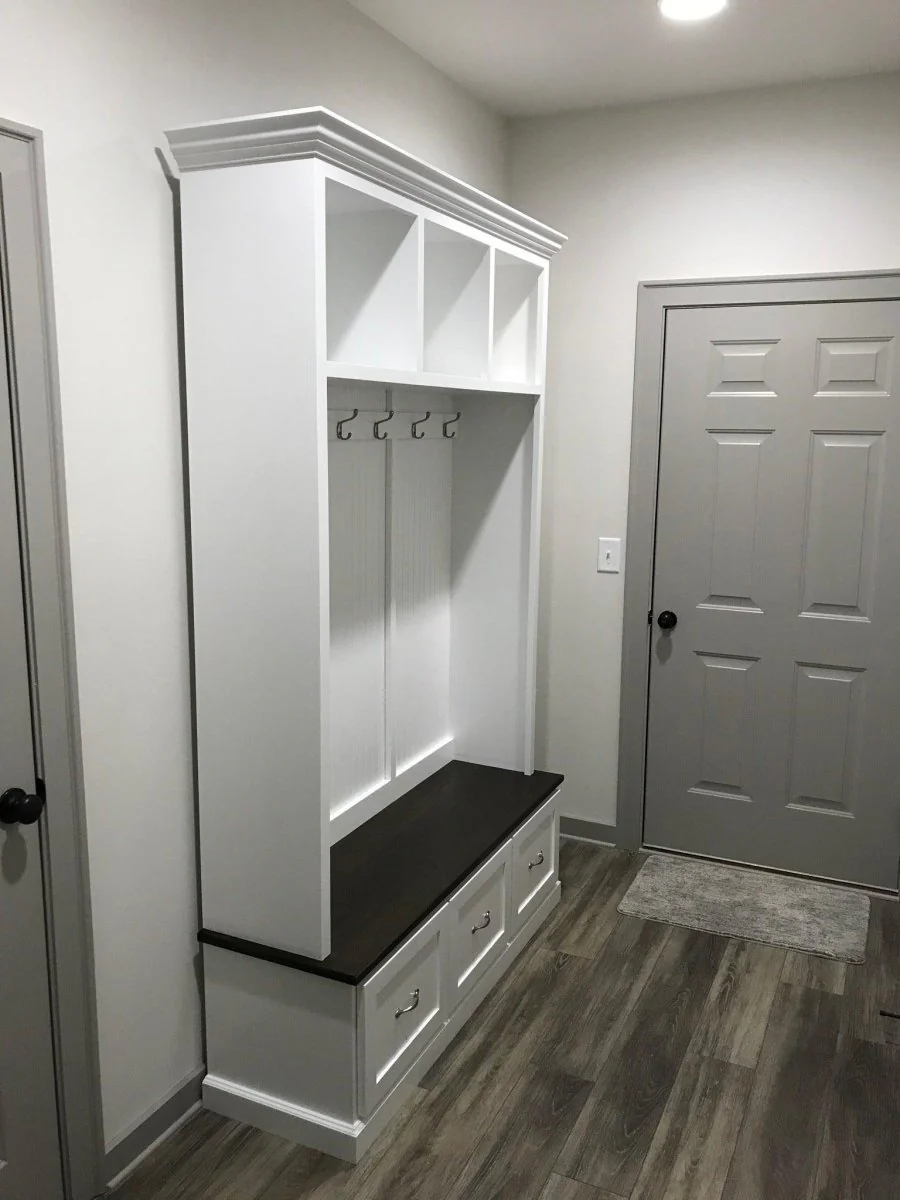 Georgia Entryway Hall Tree with Storage | 3-section Custom Mudroom Bench | Shoe Cabinet & Coat Rack | Griffin Furniture - Image 9
