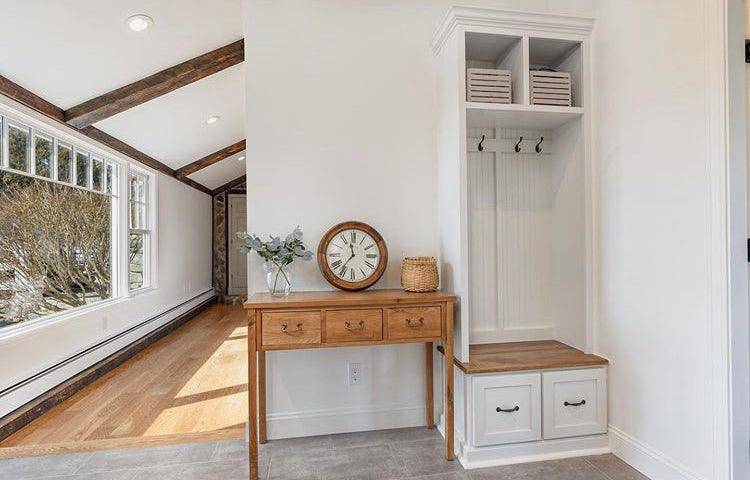 Georgia Mudroom Bench with Shoe Storage | 2-Section Hall Tree Coat Rack | Entryway Organizer Cabinet | Solid Wood Mudbench Furniture - Image 6