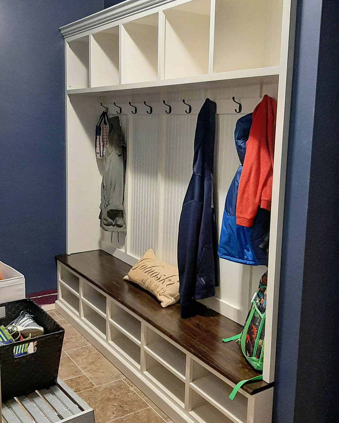 Moraga Mudroom bench shoe storage hall tree coat rack (5 section) - Image 11