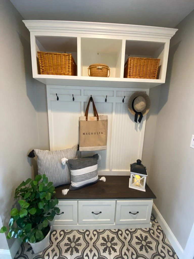 New York Entryway Bench with Storage Drawers – 3-Section Mudroom Organizer Bench | Custom Wood Furniture for Entryways - Image 8