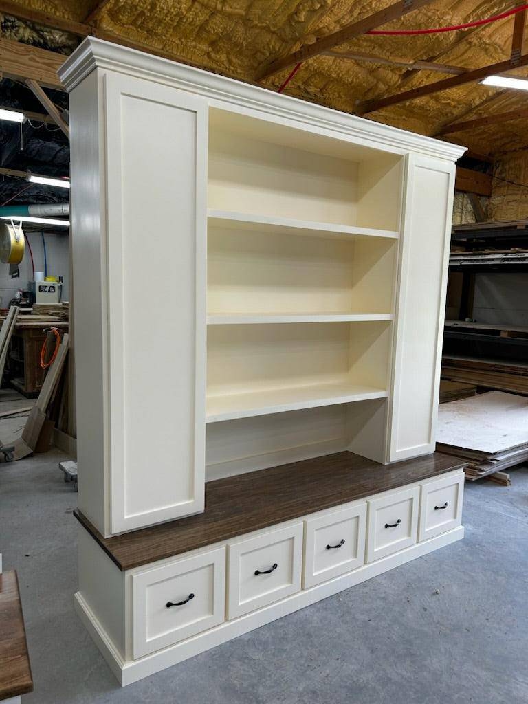 Philadelphia Mudroom Locker Hall Tree Bench – Custom Entryway Storage with Hooks, Cubbies & Seating | Griffin Furniture USA - Image 5