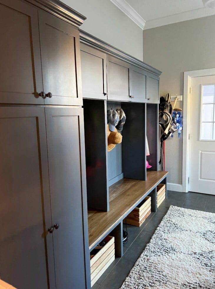 Tampa Mudroom Locker | Entryway Bench | Shoe Storage Cabinet | Hall Tree | Standing Coat Rack | Laundry Room Cabinet - Image 8