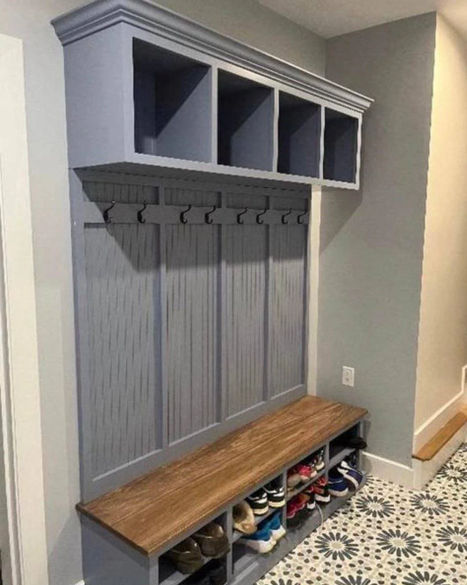 Yale Mudroom Locker Bench with Shoe Storage & Coat Rack – Custom Solid Wood Hall Tree